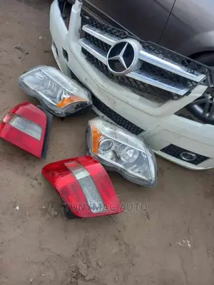 Mercedes-Benz GLK 2010 Headlights,Bumpers