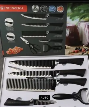 New Set of Kitchen Knives and Kitchen Scissors