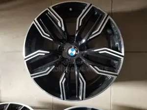 18inch Rim BMW Acura MDX Hub