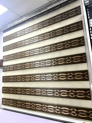 Stand Day and Night Blind