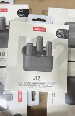 ULANZI J12 Wireless Lavalier Mic for iPhone With Charge Case