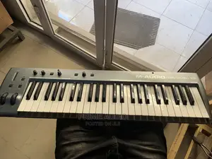 M-Audio Keystudio 49i Midi Keyboard