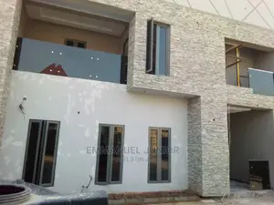 4*4 Grey Window and Tinted Glass
