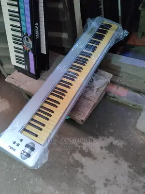 Direct Uk Used Maudio 7 Octave Midi Keyboard
