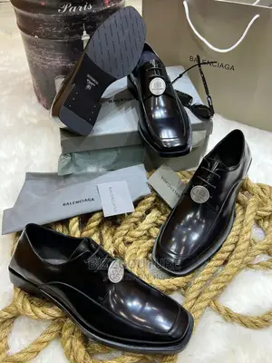 BSLENCIAGA Top Notch Loafers Available in Store