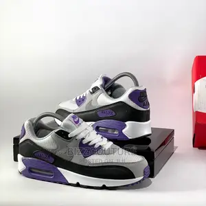 NIKE AIRMAX 90 Hyper Grape Top Notch Sneakers in Store