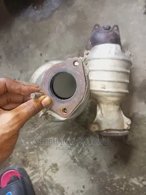 Honda Ridgeline 08-09 Catalytic Exhaust Manifold Pot.