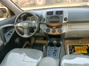 Toyota RAV4 3.5 2011 Brown