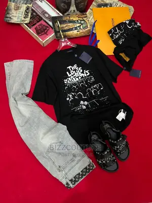 LOUIS VUITTON Top Notch T-Shirts Available in Store