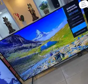 Samsung 55 Inches Smart Tv. Crystal UHD