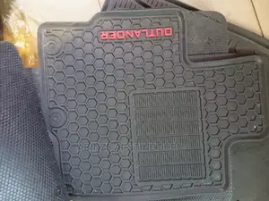 Rubber Floor Mats - Mitsubishi Outlander