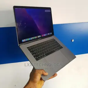Laptop Apple MacBook Pro 2019 32GB Intel Core I9 SSD 1T