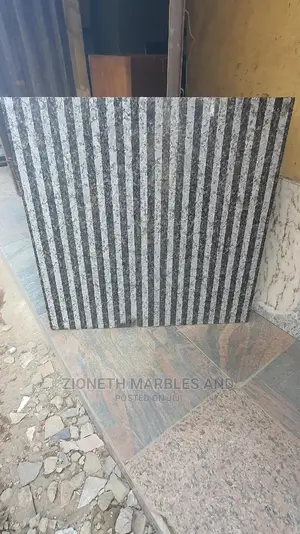 Indian High Quality Ivory Black Granite 2cm Thickness Tiles