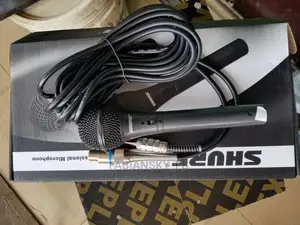 Wired Shure Microphone Model Sm959