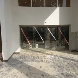 Dependable Auto Door for Hotels in Illela