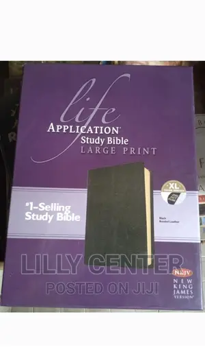 Life Application Study Bible, Large Print,Thumb Indexes.