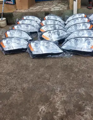 Mercedes-Benz ML350 2010 Headlights New