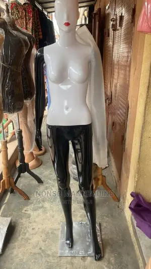 Size 8 Glossy White Black Female Mannequin
