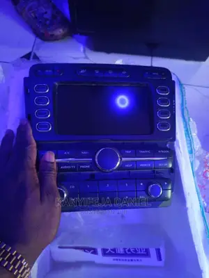 Bentley Continental Radio