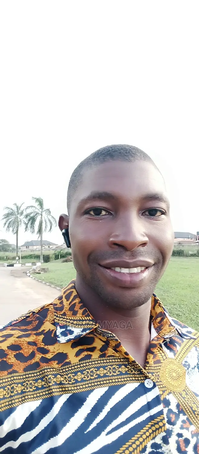 Uber Bolt Driver, Machine Operator Forklift Operator.