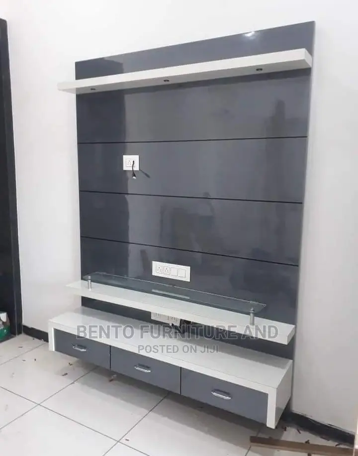 Design Tv Shelf