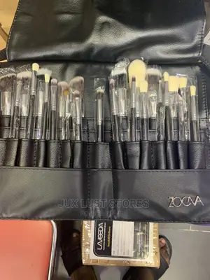 Make Up Set of Brush 24pics