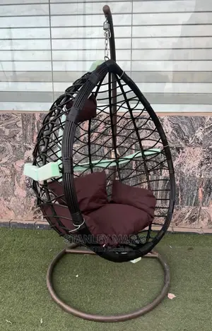 Quality Rattan Made Outdoor/Indoor Hanging Swing Chair.