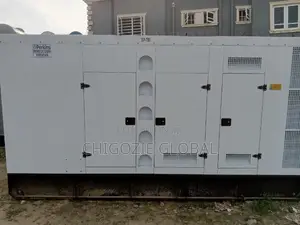 Perkins 700kva Soundproof Diesel Generator