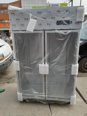 New Industrial Double Door Beverage Showcase Chiller