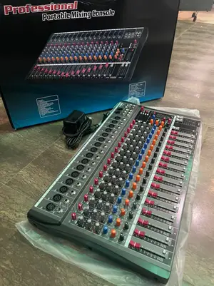 YAMAHA 16channel Mixer Mixing Console