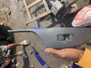 Pressing Button Honda Accord 2021 Front Right Door