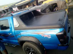 Rolling Boot Cover for Toyota Tacoma