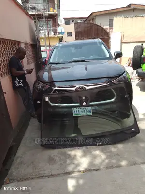 Highlander 2022 Camera Windshield