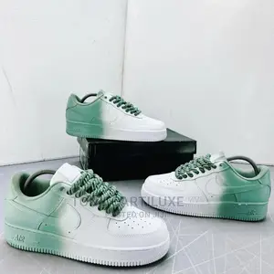 Air Force 01 Chunk Lace-Up Snks•