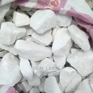White Gravel Stone(25kg) Aka Whitestones