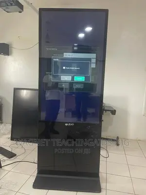 Lead Indoor HD LCD Digital Ad Display Screen