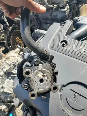 Toyota Tundra Tucoma Power Steering Pump