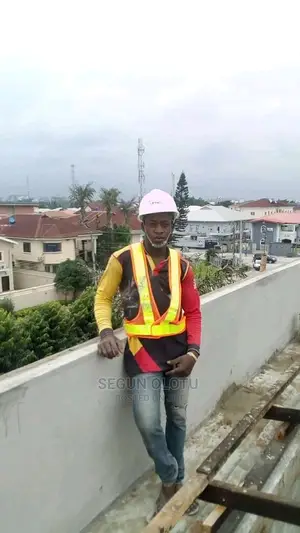You Need a Bricklayer Call Me