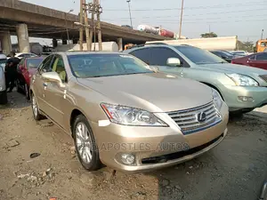 Lexus ES 350 2012 Gold