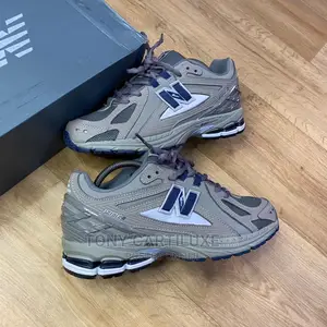 New Balance M1530GL Purple Sneakers,