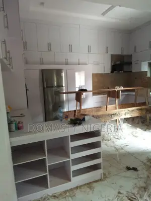 Standard Kitchen Carbinet