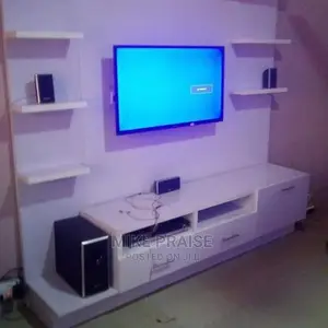 A Quality 6ft by 6ft TV Console