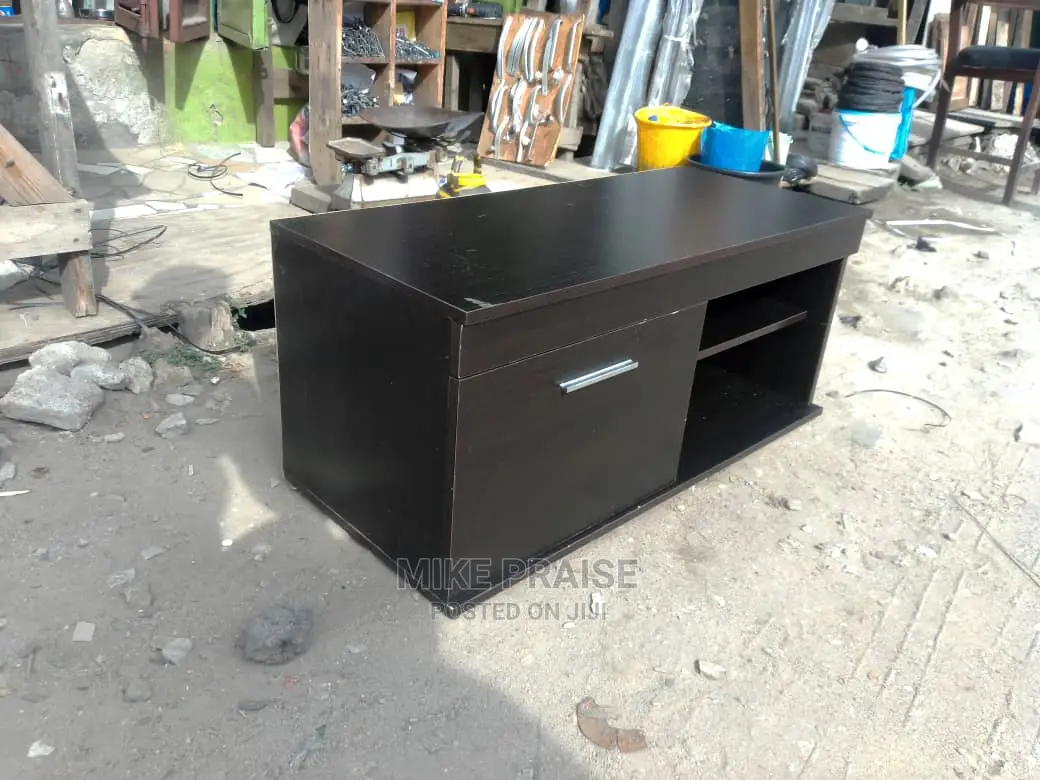 A Quality TV Stand
