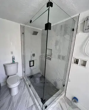 Frameless Glass Shower Enclosure (Tampered )