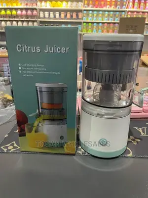 Rechargeable Electric Citrus Juicer