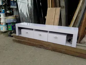 A Quality TV Stand