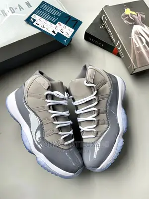 Air Jordan 11 Retro ’Cool Grey