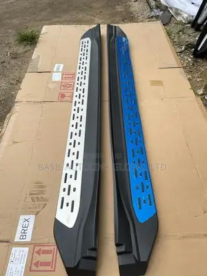 Side Steps With Accessories Highlander 012-014 Model