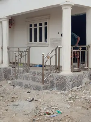 Bancony and Staircase Rail