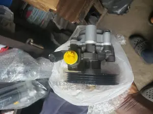 Brand New Steering Pump for Lexus Rx330
